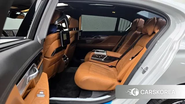 BMW 7 Series (G11) 2019 Белый из Кореи, фото 3