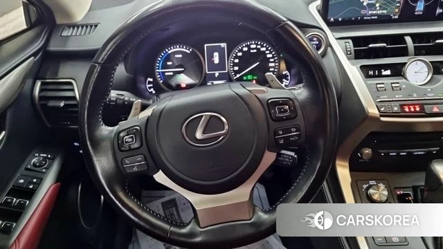 Lexus NX300h 2021 Черный из Кореи, фото 3