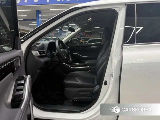 Toyota Highlander 2024 Белый из Китая, фото 3