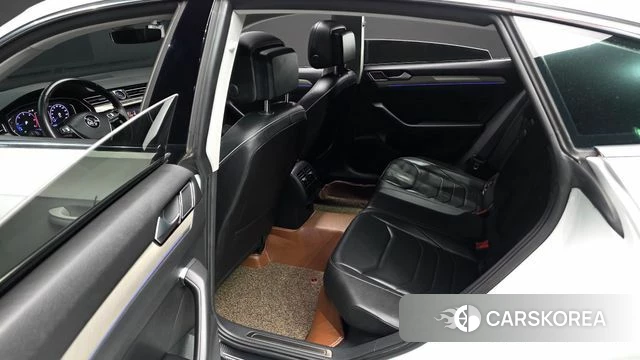 Volkswagen Arteon 2020 Белый из Кореи, фото 3
