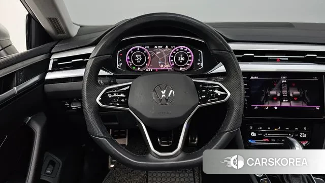 Volkswagen Arteon 2022 Серебристо-серый из Кореи, фото 3