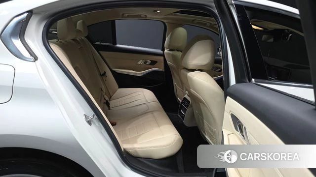 BMW 3 Series (G20) 2020 Белый из Кореи, фото 3