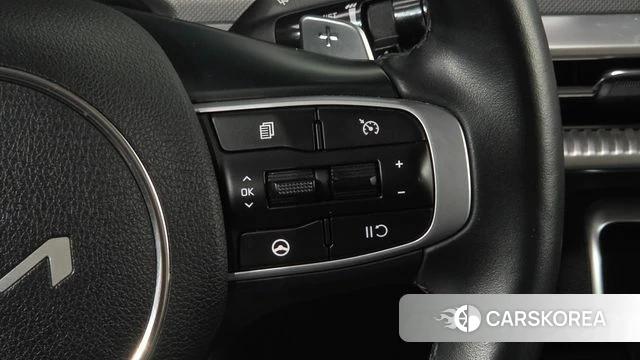 Kia K5 3rd generation 2023 Черный из Кореи, фото 3