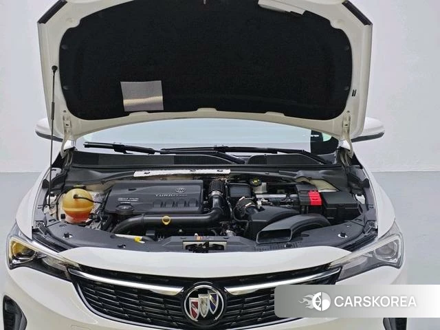 Buick Weilang 2022 Белый из Китая, фото 3