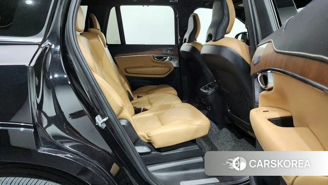 Volvo XC90 second Generation 2019 Черный из Кореи, фото 3