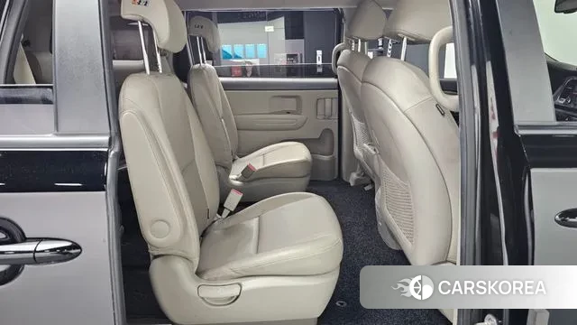 Kia All New Carnival 2018 Черный из Кореи, фото 3