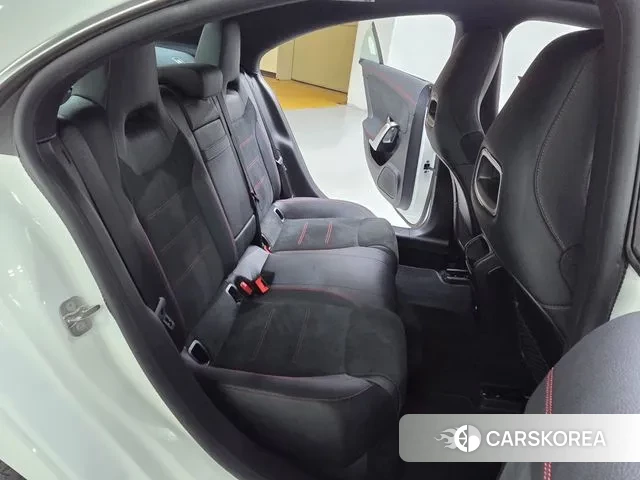 Mercedes-Benz CLA-Class C118 2024 Белый из Кореи, фото 3