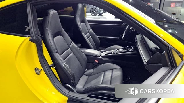 Porsche 911(992) 2020 Желтый из Кореи, фото 3