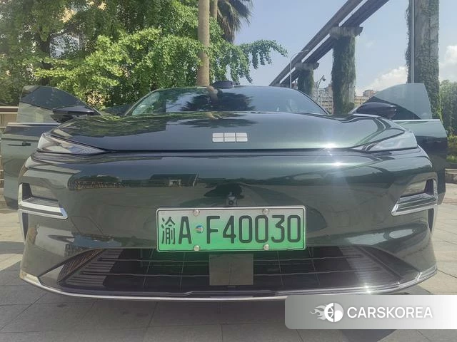 Geely Galaxy Galaxy Sparkle 8 PHEV 2025 Зеленый из Китая, фото 3