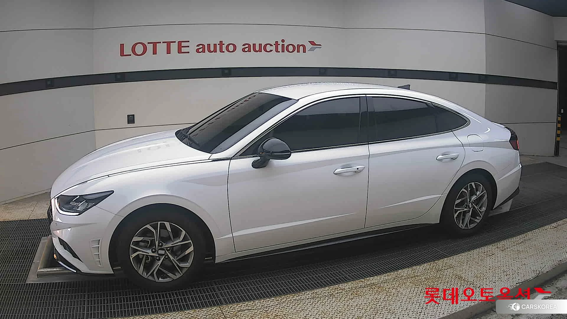 Hyundai Sonata 2023 Serenity White Pearl (Optional addition) из Кореи, фото 3