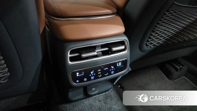 Genesis GV70 2024 Белый из Кореи, фото 3