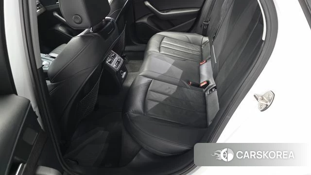 Audi A4 (B9) 2018 Белый из Кореи, фото 3