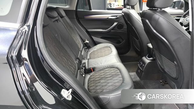 BMW X1 (F48) 2020 Черный из Кореи, фото 3