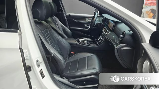 Mercedes-Benz E-Class W213 2019 Белый из Кореи, фото 3