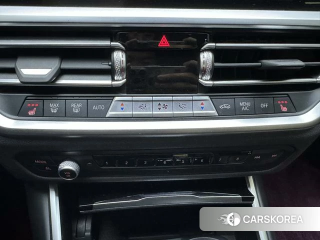 BMW 3 series 2022 Красный из Китая, фото 3