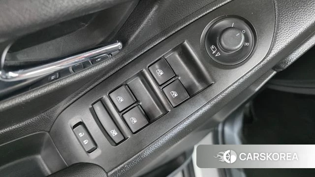 Chevrolet (GM Daewoo) The New Trax 2019 Белый из Кореи, фото 3
