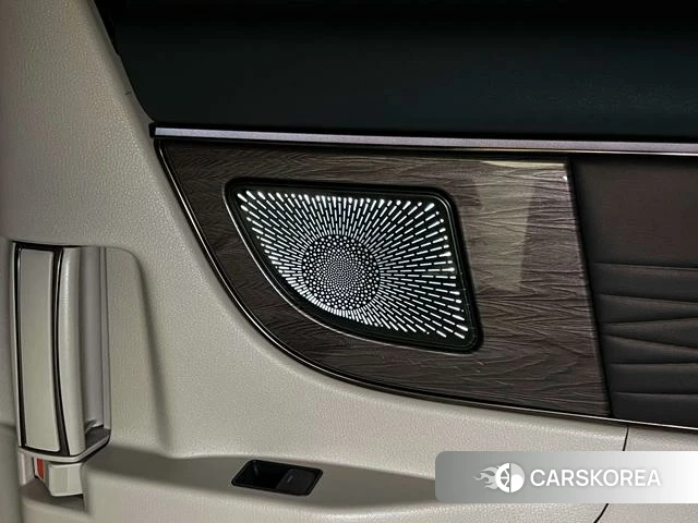 Toyota Elfa 2025 Белый из Китая, фото 3
