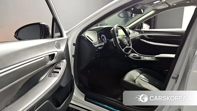 Hyundai Sonata (DN8) 2023 Белый из Кореи, фото 3