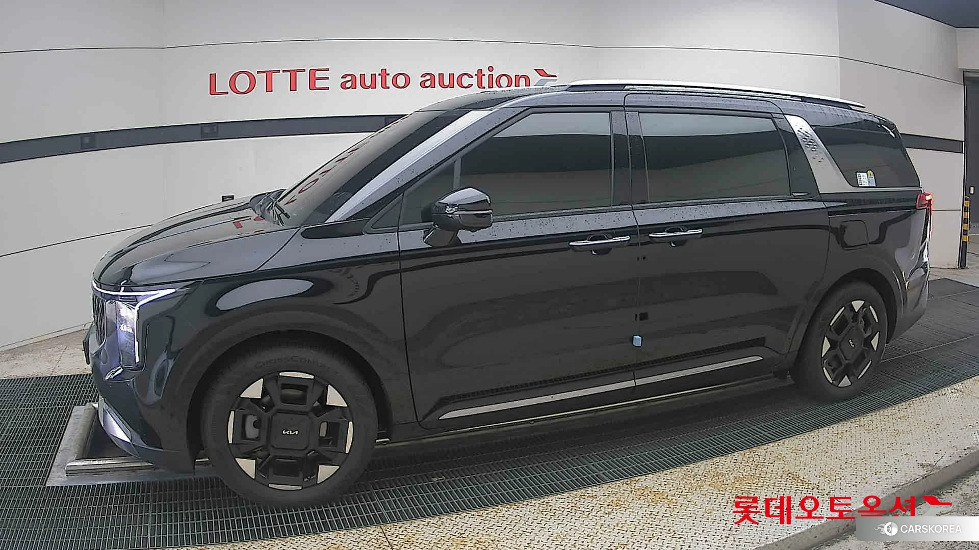 Kia Carnival Hybrid 2025 Aurora Black Pearl из Кореи, фото 3