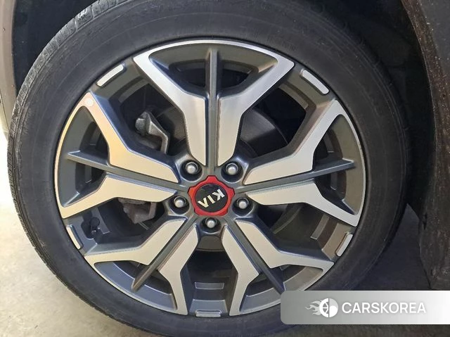 Kia Seltos 2019 Серый из Кореи, фото 3