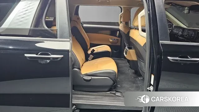 Kia Carnival 4th generation 2022 Черный из Кореи, фото 3