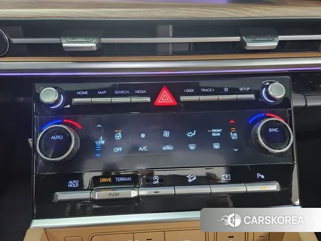 Hyundai Santa Fe (MX5) 2023 Белый из Кореи, фото 3