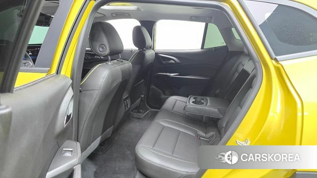 Chevrolet (GM Daewoo) Trax Crossover 2023 Желтый из Кореи, фото 3