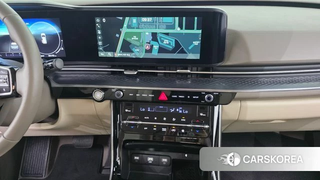 Kia Carnival 4th generation 2023 Белый из Кореи, фото 3
