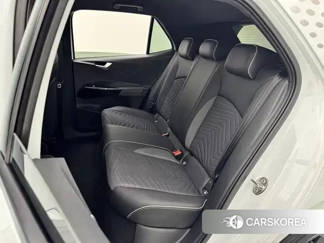 Volkswagen ID.3 2024 Белый из Китая, фото 3