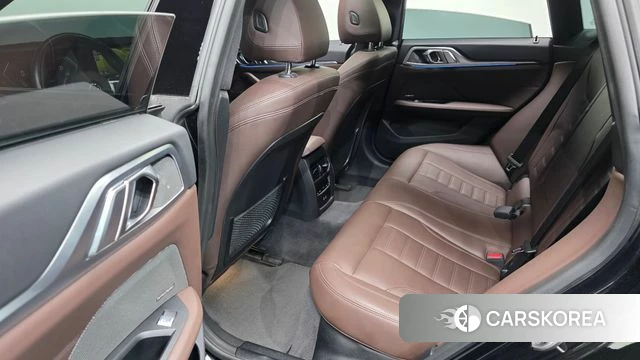 BMW i4 2023 Черный из Кореи, фото 3