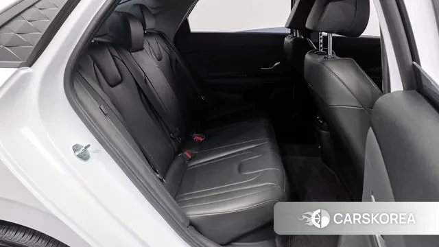 Hyundai The New Avante Hybrid (CN7) 2025 Белый из Кореи, фото 3