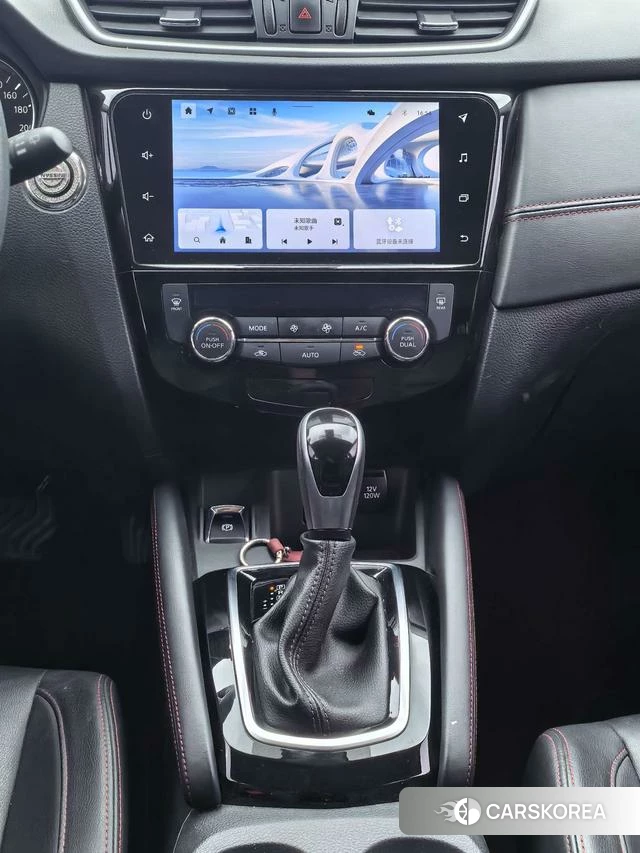 Nissan Qashqai 2023 Белый из Китая, фото 3
