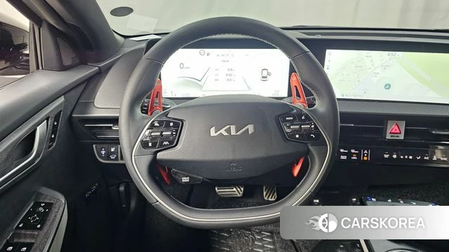 Kia EV6 2024 Серый из Кореи, фото 3