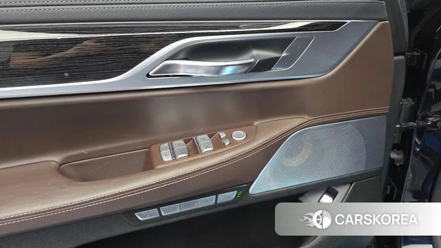 BMW 7 Series (G11) 2018 Синий из Кореи, фото 3