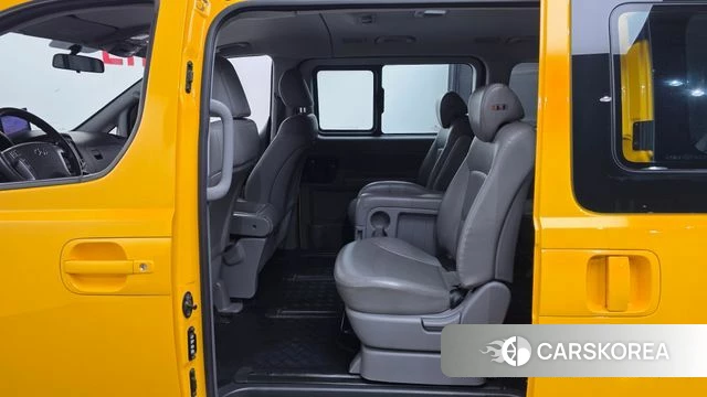 Hyundai The New Grand Starex 2019 Желтый из Кореи, фото 3