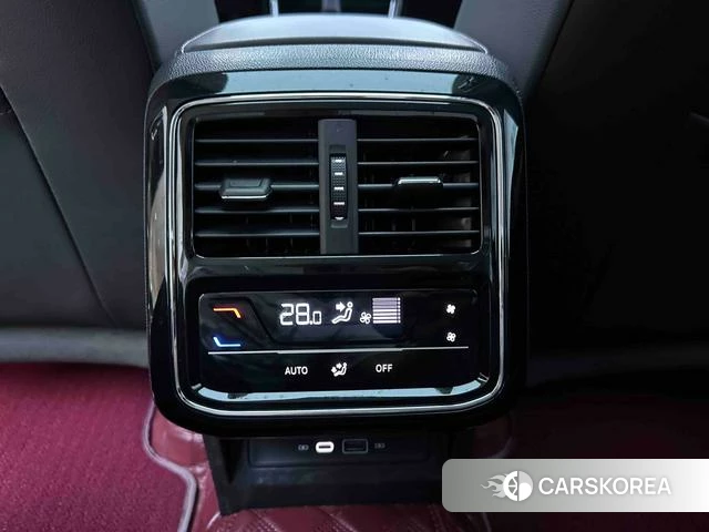 Volkswagen Passat 2022 Черный из Китая, фото 3