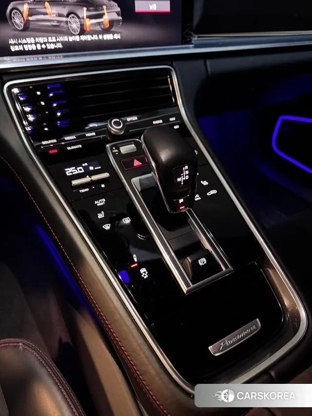 Porsche Panamera (971) 2020 Серебристо-серый из Кореи, фото 3