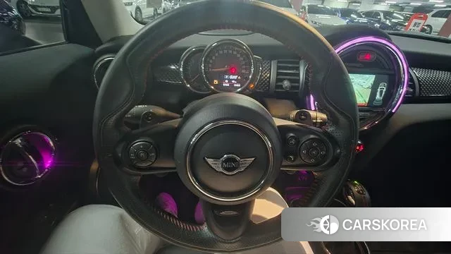 Mini Cooper S 2018 Красный из Кореи, фото 3