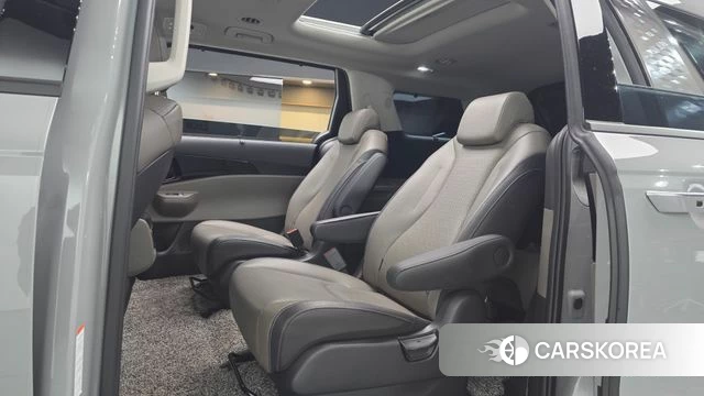 Kia The New Carnival 4th Generation 2024 Серый из Кореи, фото 3