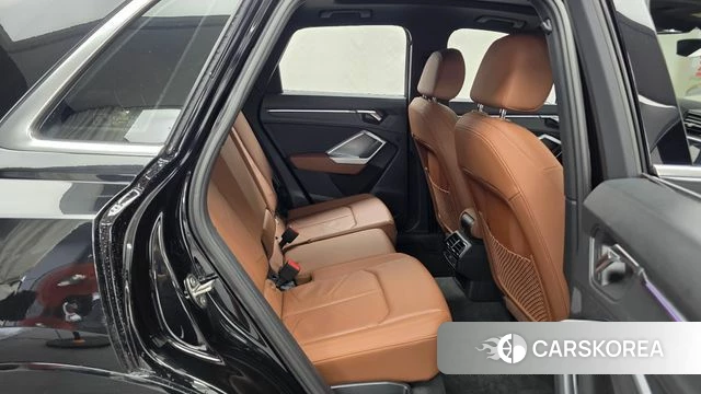 Audi Q3 (F3) 2020 Черный из Кореи, фото 3