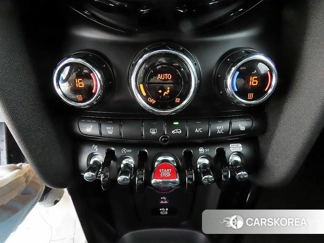 Mini Cooper S 2022 Белый из Кореи, фото 3