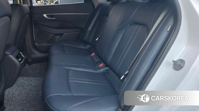 Hyundai Sonata D Edge Hybrid (DN8) 2023 Белый из Кореи, фото 3
