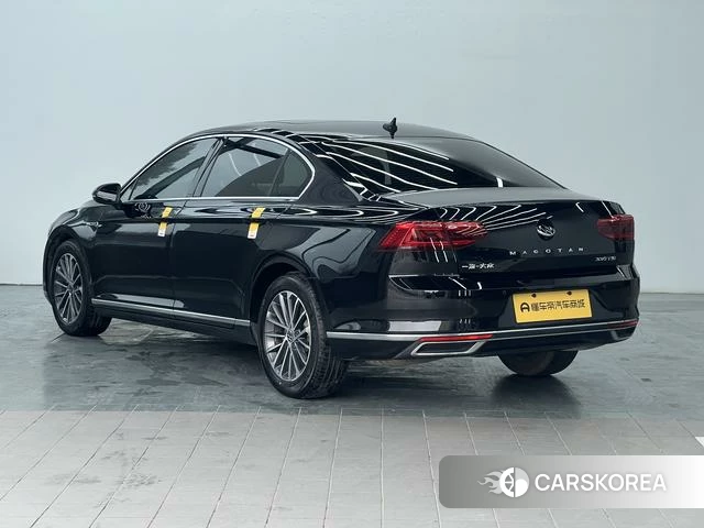 Volkswagen Magotan 2021 Черный из Китая, фото 3