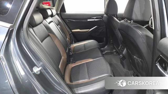 Kia Seltos 2021 Серый из Кореи, фото 3