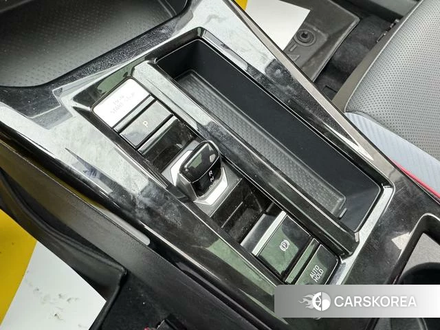 Volkswagen Lingdu 2024 Красный из Китая, фото 3