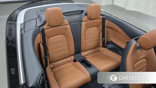 Mercedes-Benz C-Class W205 2021 Черный из Кореи, фото 3