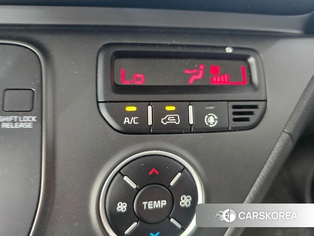 Kia The New Kia Ray 2023 Черный из Кореи, фото 3