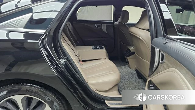 Kia K8 Hybrid 2022 Черный из Кореи, фото 3