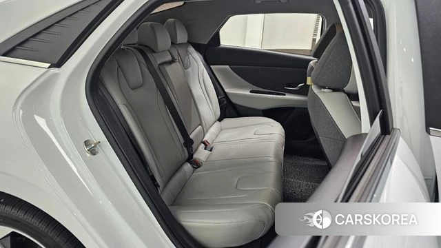 Hyundai Avante (CN7) 2022 Белый из Кореи, фото 3
