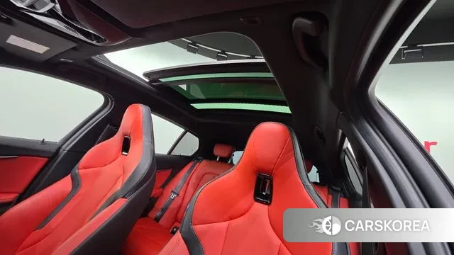 BMW 1 Series (F40) 2021 Черный из Кореи, фото 3